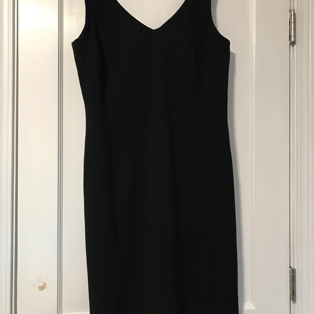 Jones New York Platinum sleeveless black suit dress.